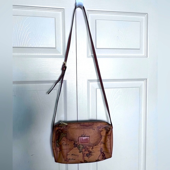 Vintage Alviero Martini 1a Classe Geo Map Italian Bag - Picture 2 of 13